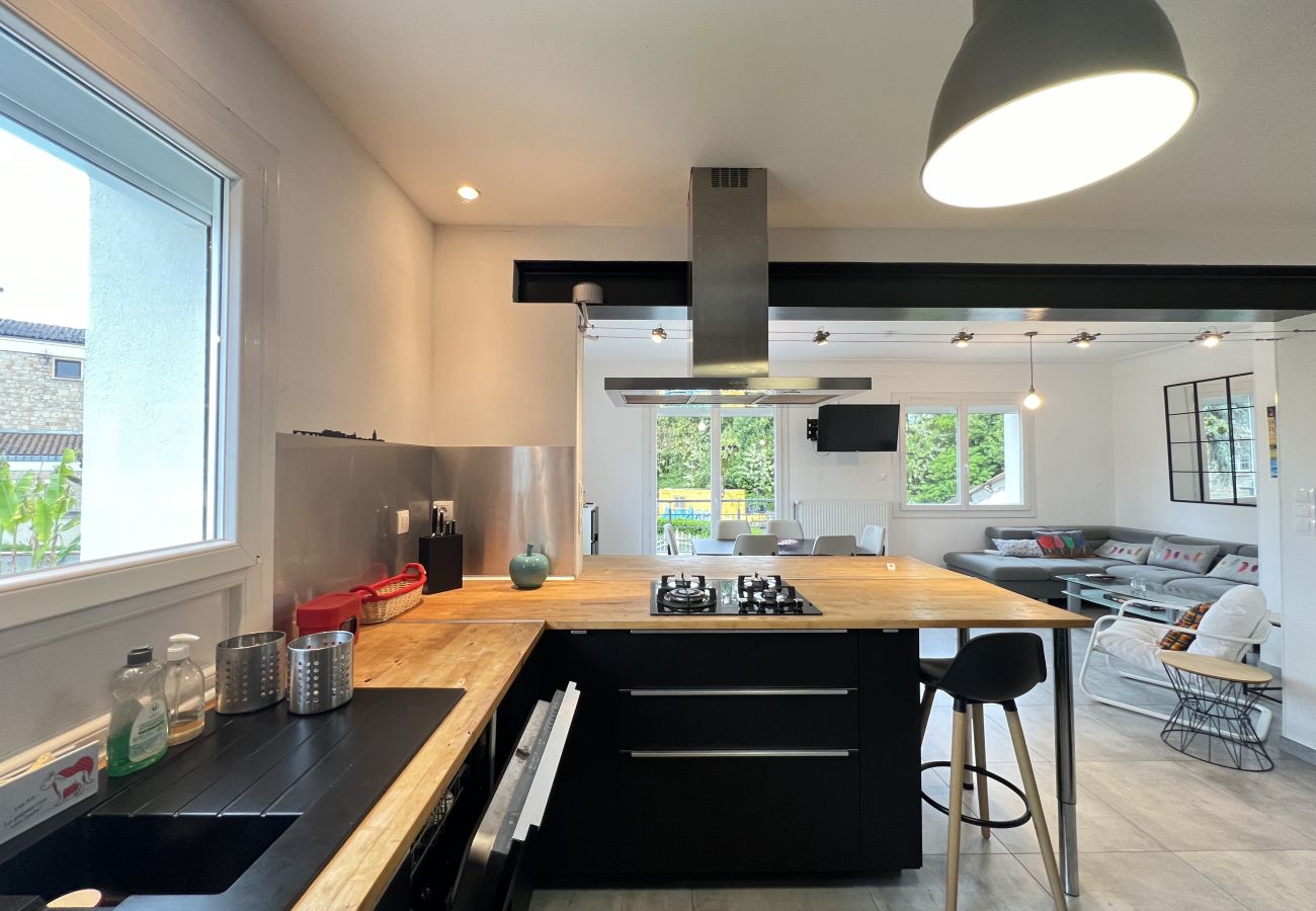 House in Boussens - L'Escapade, 6p - Maison Familiale - Piscine/Jardin
