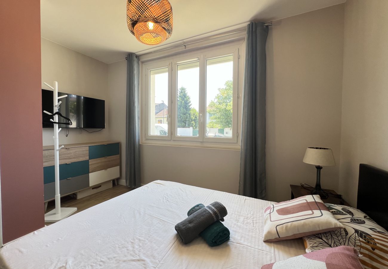 Studio in Toulouse - Le Catalan - Studio Cosy, climatisé avec Parking