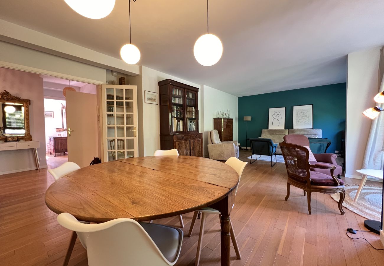 Apartment in Toulouse - Le Tower au coeur de Toulouse avec Parking et vue