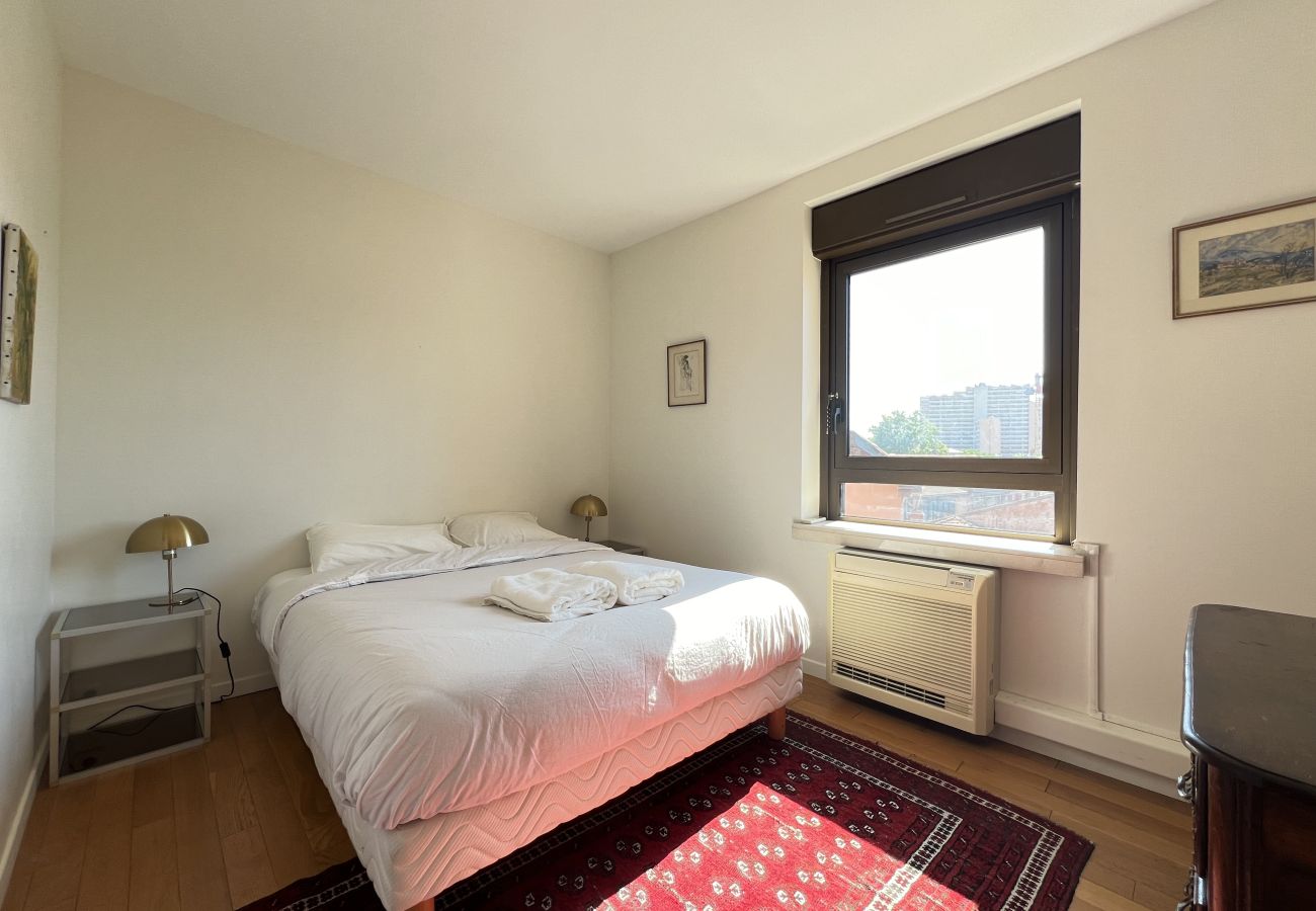 Apartment in Toulouse - Le Tower au coeur de Toulouse avec Parking et vue