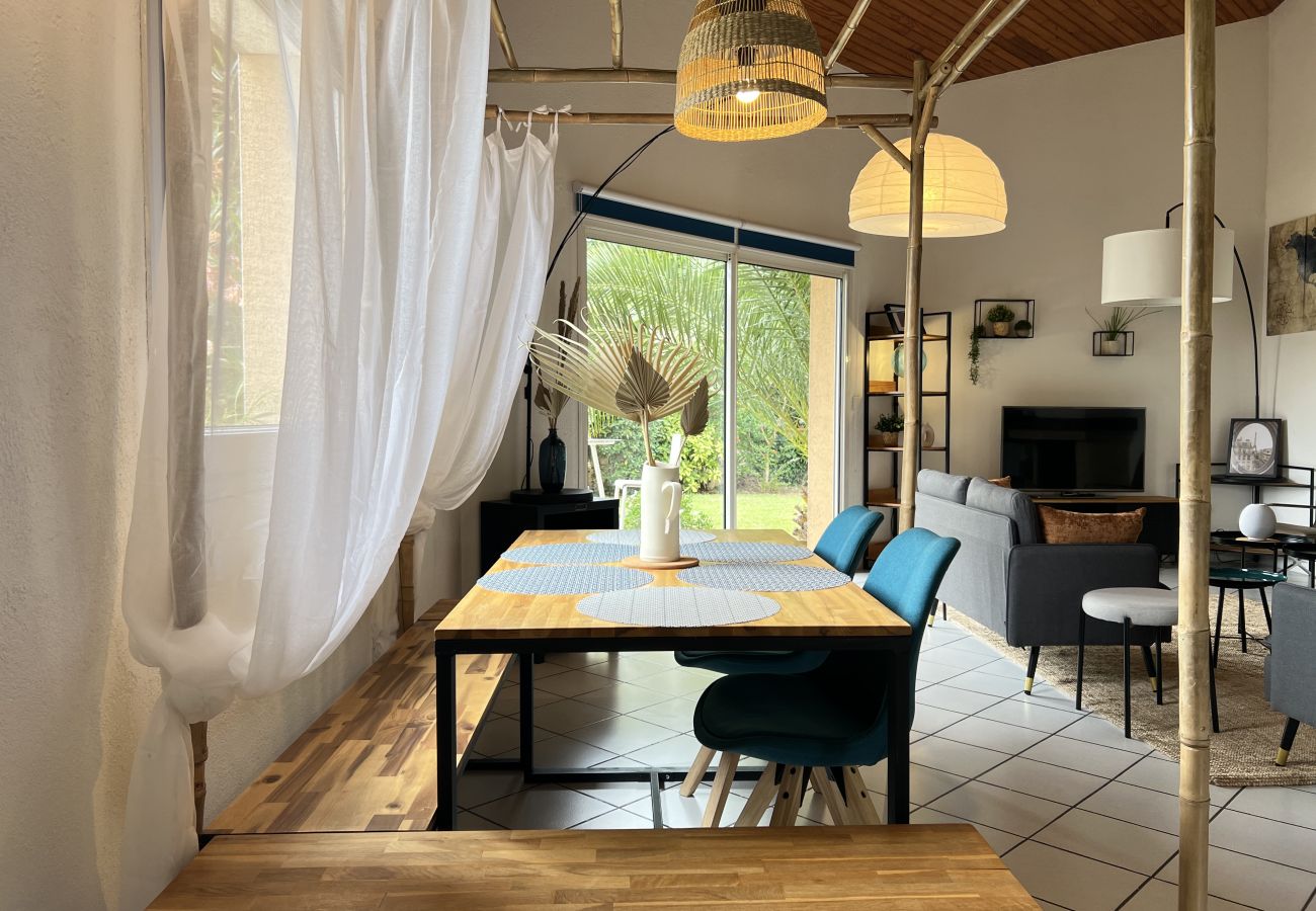 House in Frouzins - La Joviale, jolie maison avec Piscine & Jardin