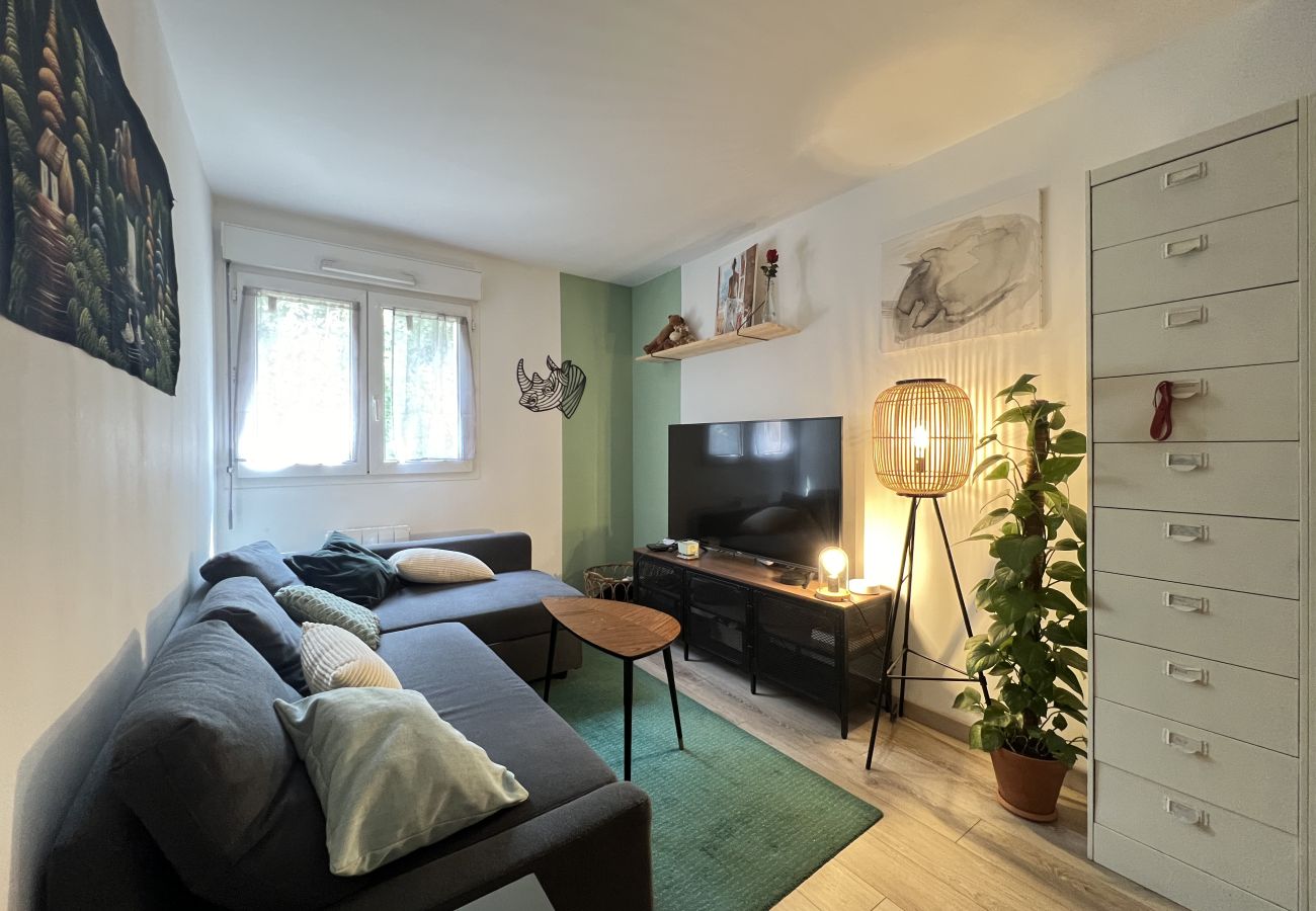 Apartment in Toulouse - Le rêveur - climatisé avec balcon & parking