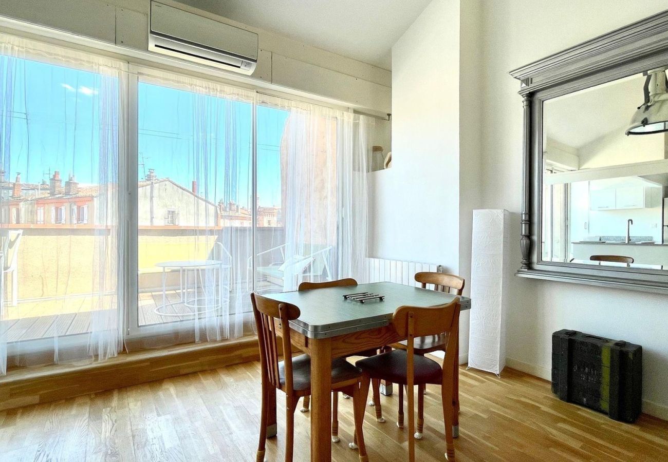 Apartment in Toulouse - Jacobin - Hypercentre, Rooftop, Parking & Clim
