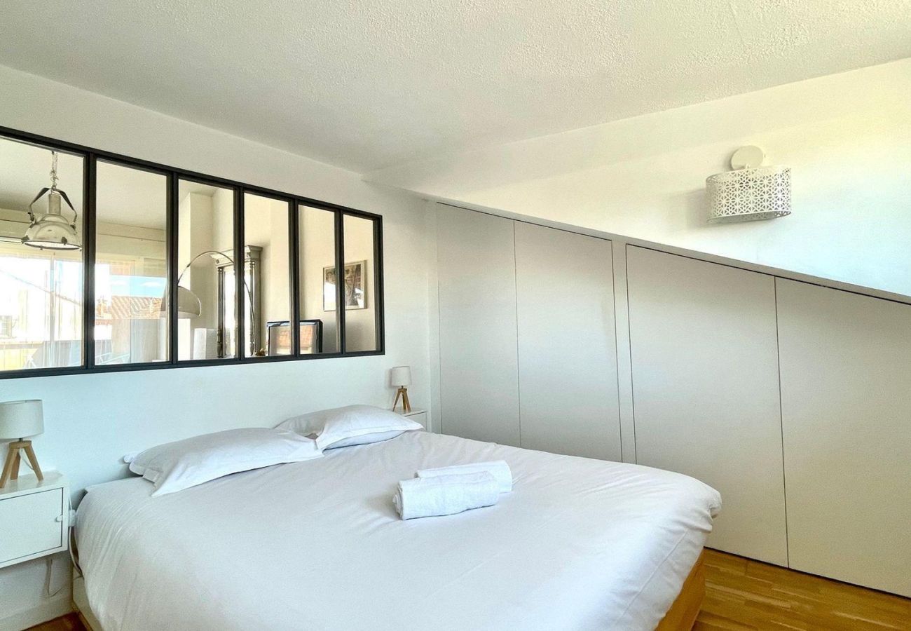 Apartment in Toulouse - Jacobin - Hypercentre, Rooftop, Parking & Clim